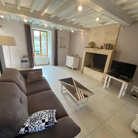 Jolie Maison En Pierres Au Calme Dans Un Village Aux Portes De Bayeux Hébergement de vacances *