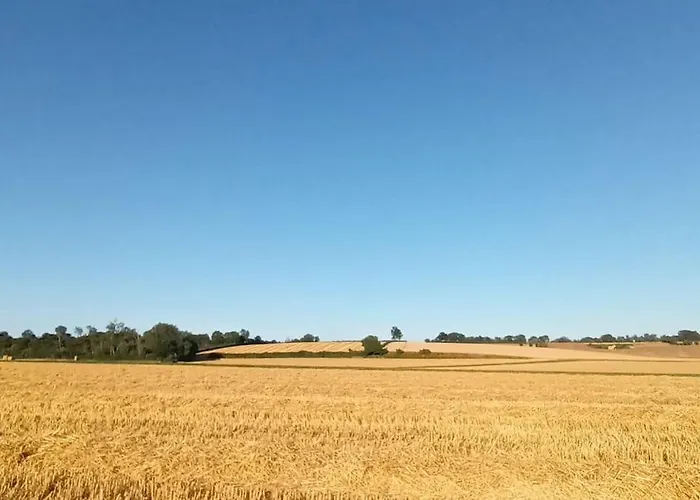 Jolie Maison En Pierres Au Calme Dans Un Village Aux Portes De Bayeux