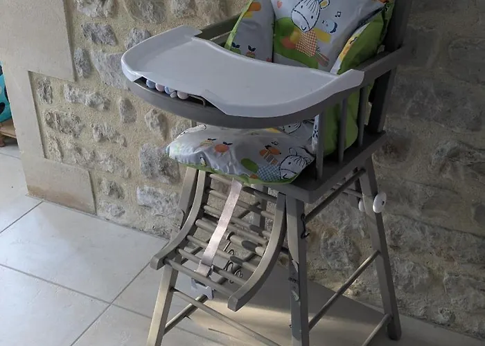 Jolie Maison En Pierres Au Calme Dans Un Village Aux Portes De Bayeux Carcagny